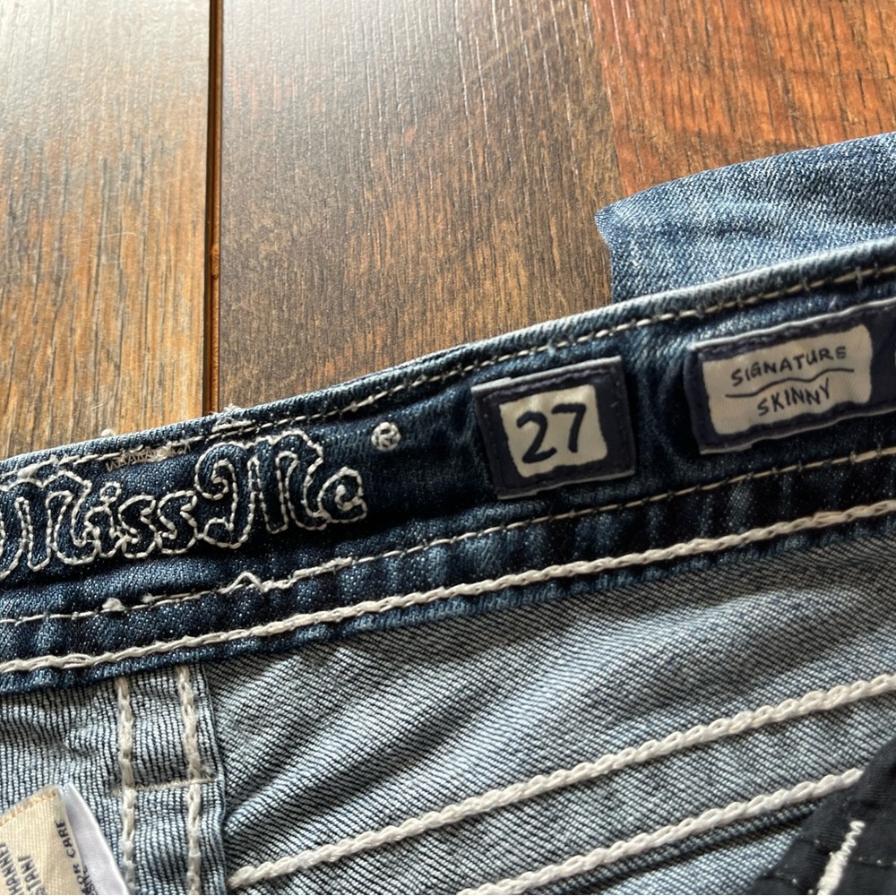 Miss Me Blue Skinny Jeans with Distressed Wash and Vintage Look - Picture 6 of 11